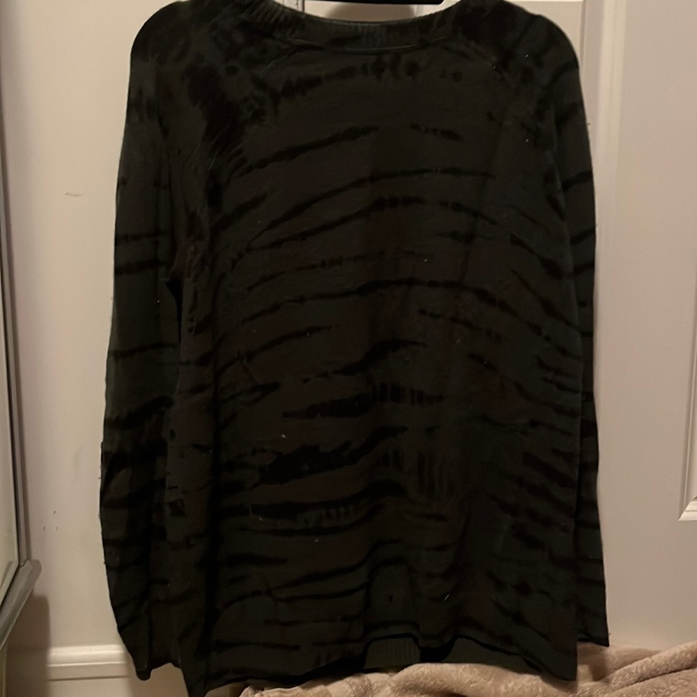Women’s Size Large Aqua Cashmere sweater in forest green/black tie-dye